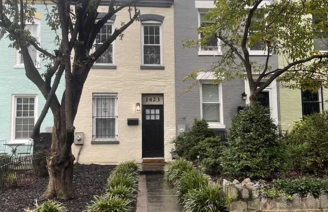 1423 K St Se photos photos