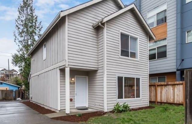 9039 17th Ave Sw - 9039 17th Avenue Southwest, Seattle, WA 98106