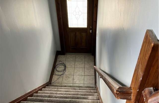 4329 S Buffalo Street Gallery 3