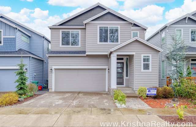 Modern 3 BD* 2.5 BA* Single Family Home in Reedville Neighborhood Spectacular Location!* - 910 Southwest 213th Avenue, Aloha, OR 97003