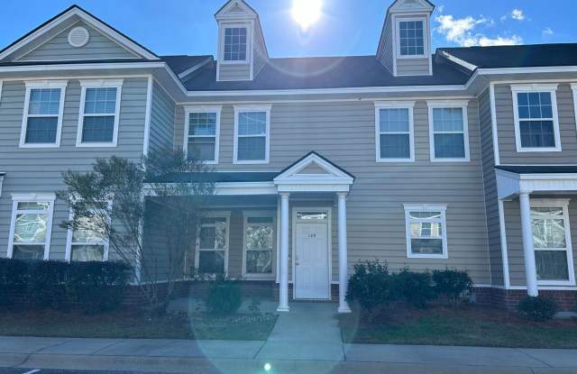 125 Governors Boulevard Hinesville, GA photos photos