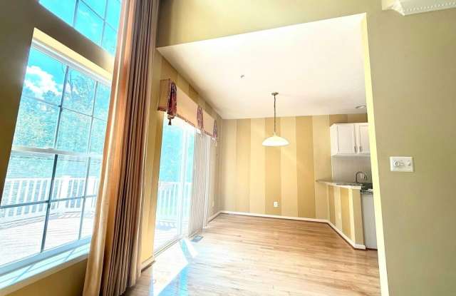 3306 WOODSPRING DR Gallery 4