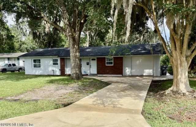 7018 BONNIE BRAE Lane photos photos