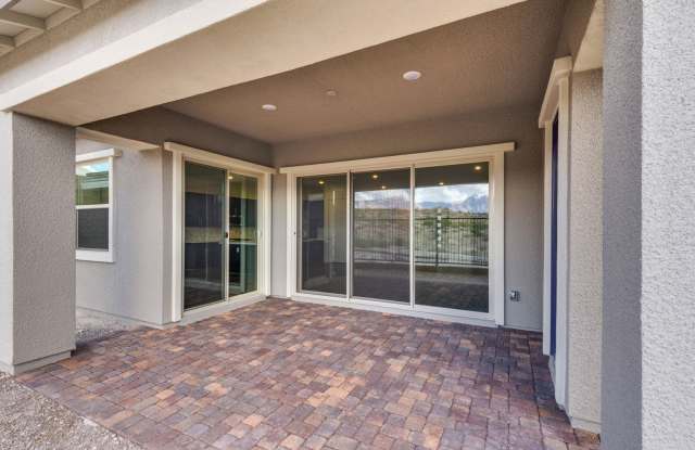 Single story home in the exclusive master planned community of Heritage in Stonebridge Gallery 4