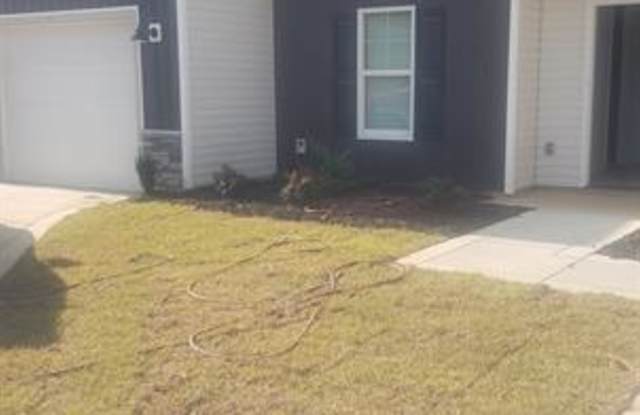 124 Willborough Avenue - 124 Willborough Avenue, Fayetteville, NC 28303 124 Willborough Avenue - 124 Willborough Avenue, Fayetteville, NC 28303