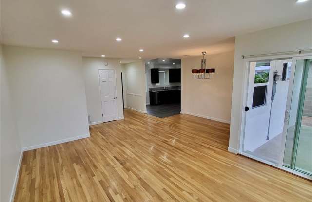 17913 Wilton Place Gallery 4
