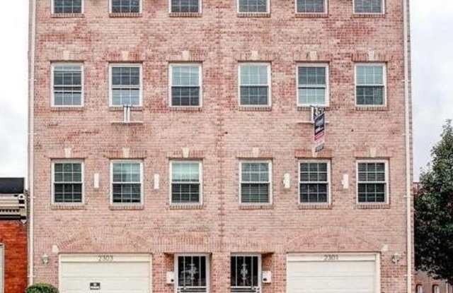 2303 ESSEX Street photos photos