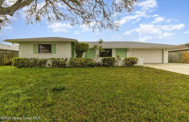2863 Corbusier Drive photos photos