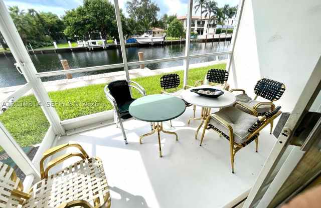 465 Paradise Isle Blvd Gallery 1