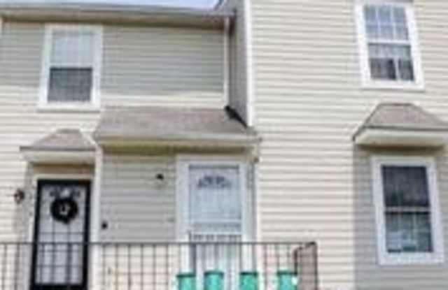 5834 N HOLLY SPRINGS Drive Gallery 1