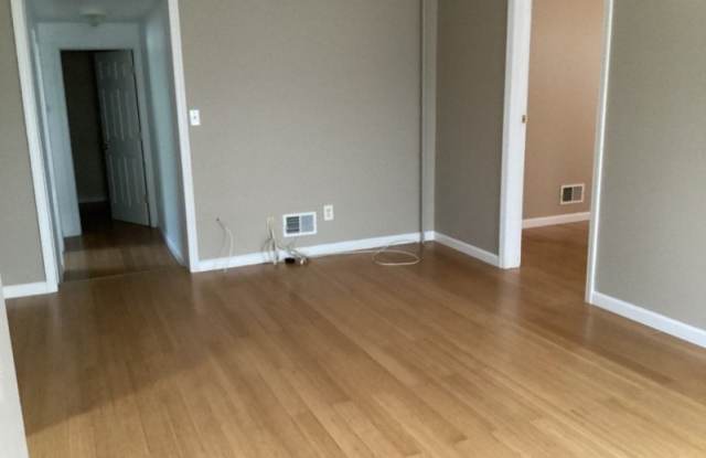 275 Wanaque Ave Gallery 2