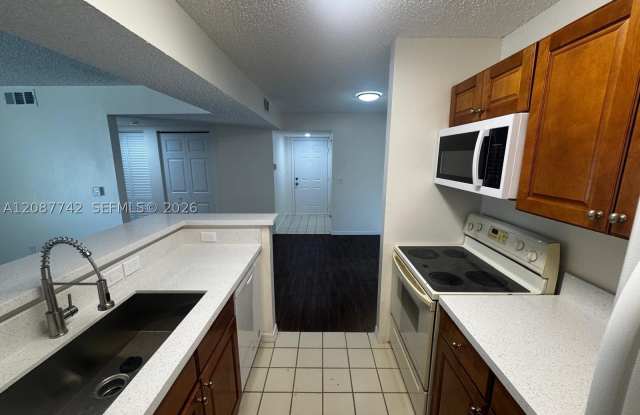 3995 W Mcnab Rd Gallery 1