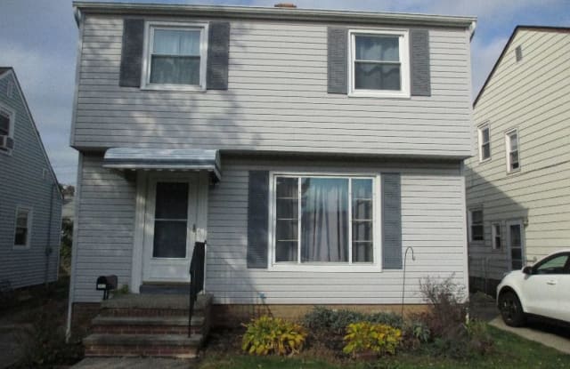 3422 Heresford Drive - 3422 Heresford Drive, Parma, OH 44134