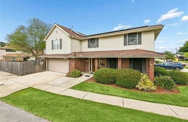 1400 WISTERIA Drive Gallery 2