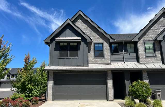 End Unit Luxury Townhome for Lease at the Courtyards at Hidden Crest - 6800 NE 131st Way photos photos