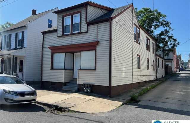 62 E Garrison photos photos