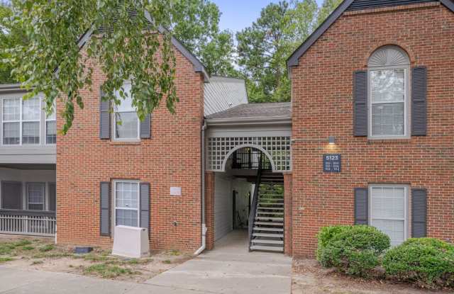 Southpoint Estate Apartments Gallery 2