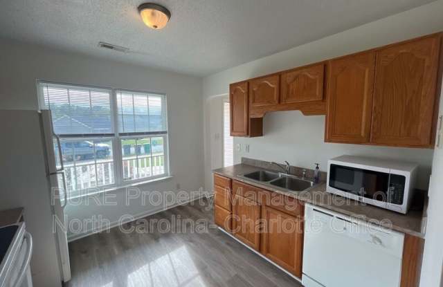 4401 Biesterfield Dr photos photos