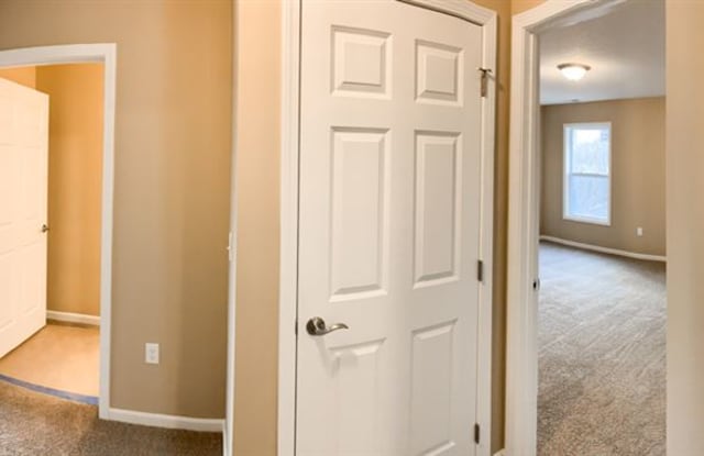 Ravenwood - 758 Sommerset Trail, Whitley County, IN 46725