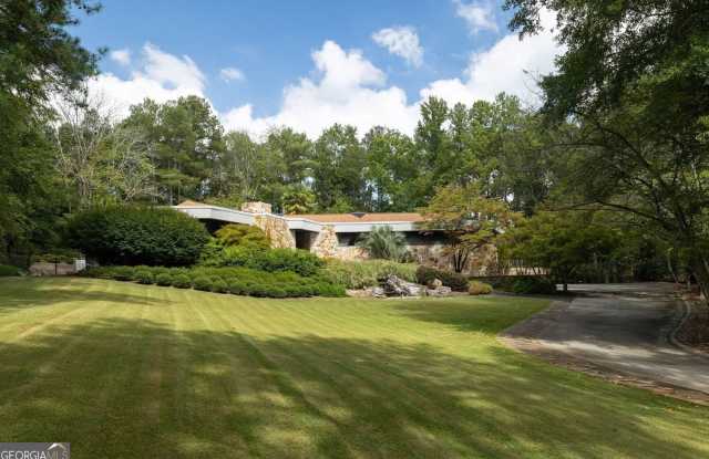 3905 Parian Ridge Road NW Gallery 1