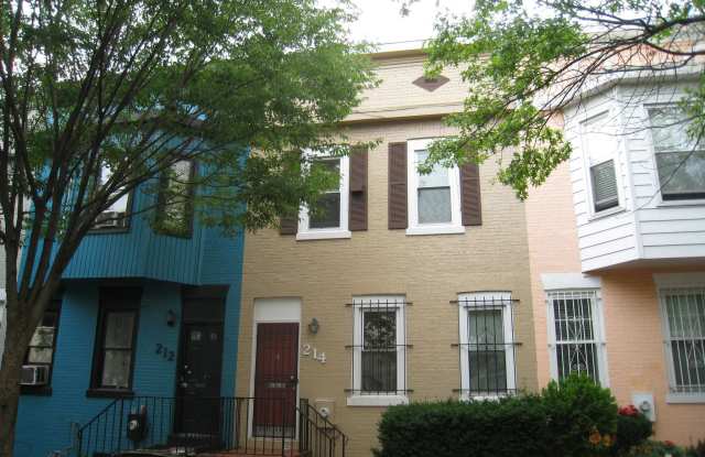 214 BATES STREET NW Gallery 2