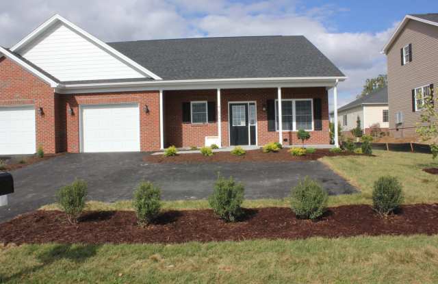 Duplex in Turner Ashby School District Gallery 1