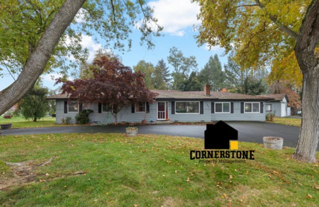 3297 Britt Avenue - 3297 Britt Avenue, Jackson County, OR 97501