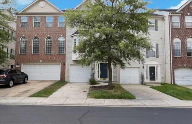 Lovely 3 BR/2 Full BA 2Half BA Townhome in Odenton! photos photos