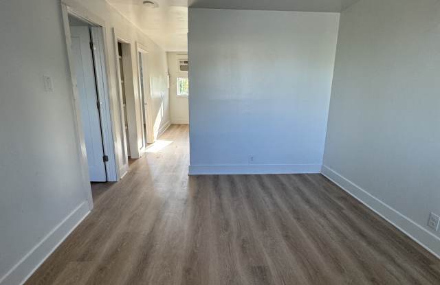 3320 Charlotte Ave photos photos