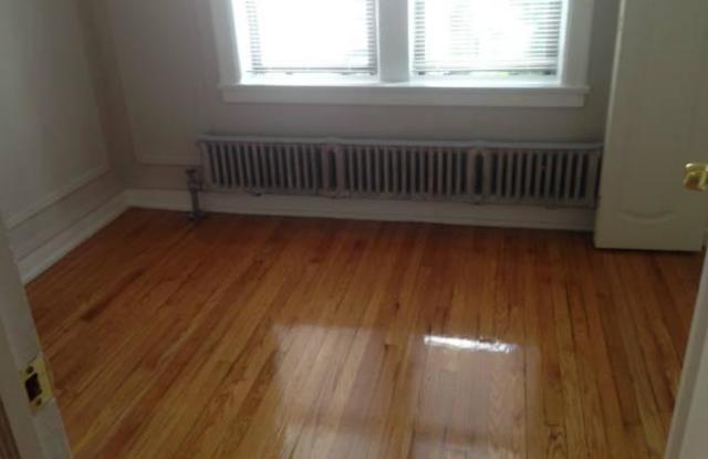 1367 W ESTES AVE. Gallery 2