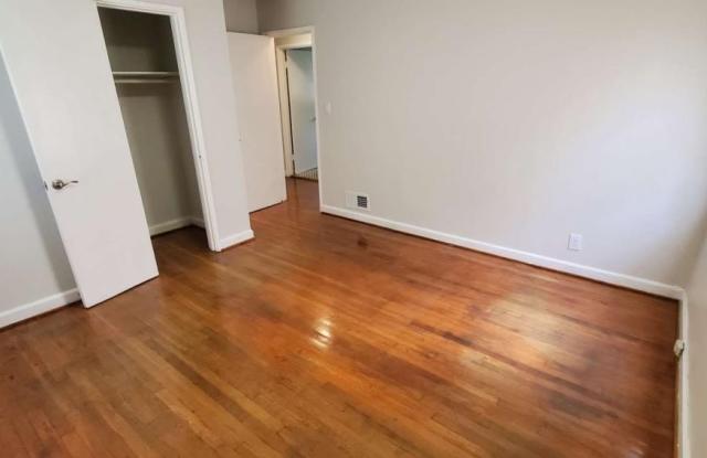 2704 Gresham Road SE photos photos