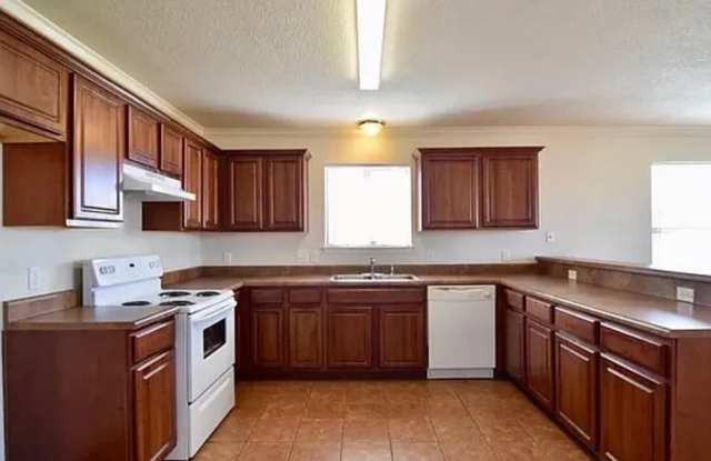 11531 Creek Eagle Gallery 2
