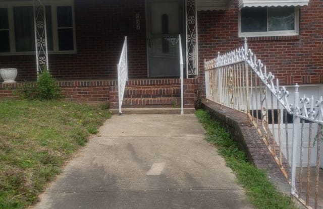 2427 N Patterson Ave - 2427 North Patterson Avenue, Winston-Salem, NC 27105