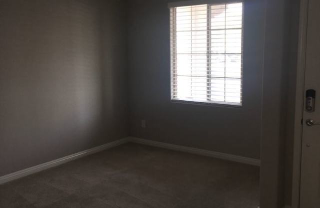5947 Castell Canyon Gallery 4