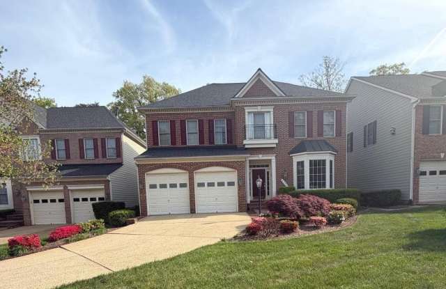 8402 TYSONS TRACE Court photos photos
