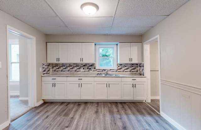 Old Brooklyn Area - 4 Bedroom - 1 Bath - Single Family Home - 3201 Saratoga Avenue, Cleveland, OH 44109