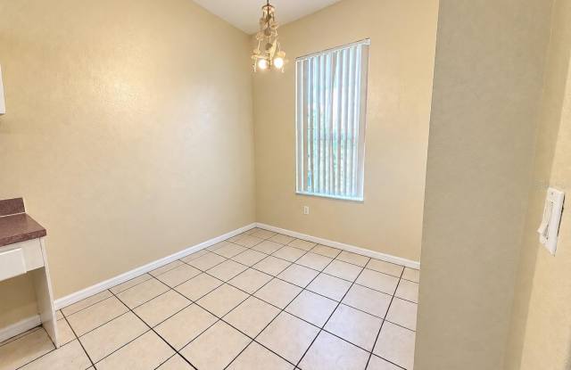 5001 SUNRIDGE PALMS Drive Gallery 4