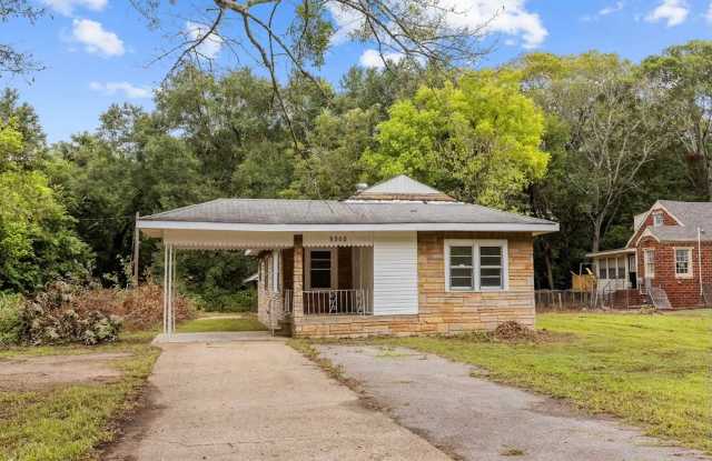 5300 5th St S - 5300 5th Street South, Lipscomb, AL 35020