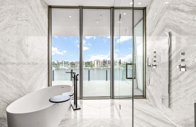 5 Grove Isle Drive Gallery 3