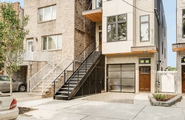 21 GILES AVE - 21 Giles Ave, Jersey City, NJ 07306
