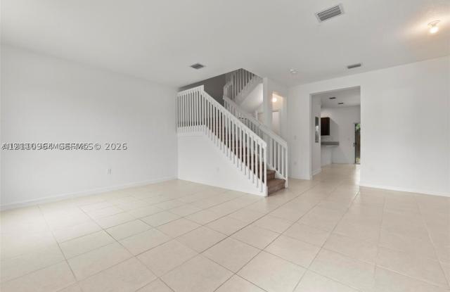 2668 SE 19th St Gallery 4