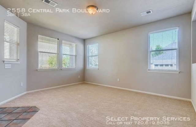 2558 Central Park Boulevard Gallery 4