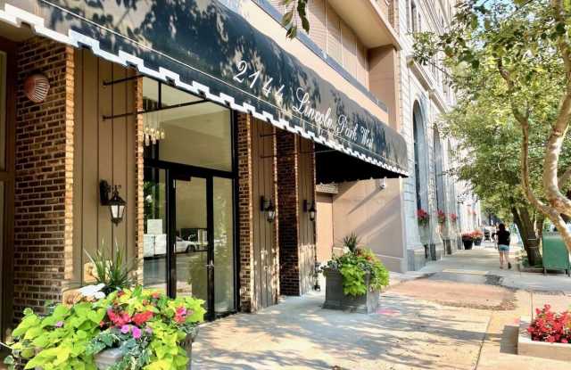 2144 N Lincoln Park West - 2144 North Lincoln Park West, Chicago, IL 60614