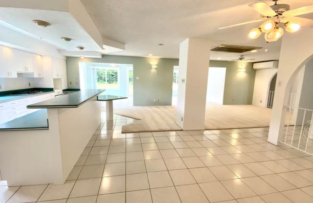 AVAILABLE NOW! 4 BED/2 BATH HOME IN KANEOHE w/ Garage, Yard  PV!! - 46-290 Kalali Street, Heeia, HI 96744