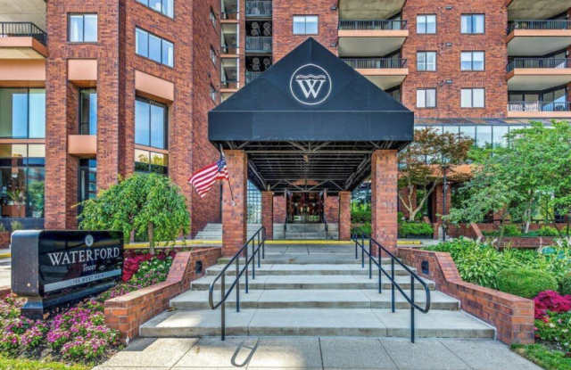 155 W Main St - 155 West Main Street, Columbus, OH 43215