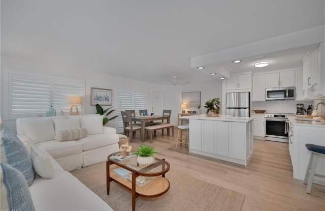 1950 Gulf Shore Blvd N Gallery 3
