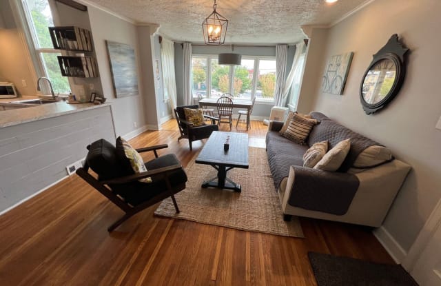 1504 W College Ave unit 1 - 1504 West College Avenue, Spokane, WA 99201