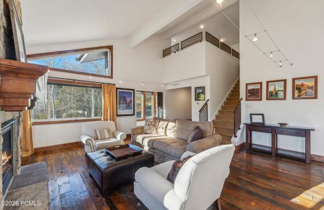 7240 Buckboard Drive Gallery 4