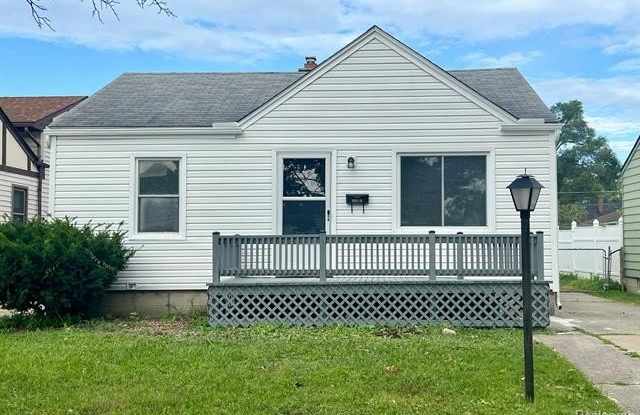 25515 Culver Street - 25515 Culver Street, St. Clair Shores, MI 48081