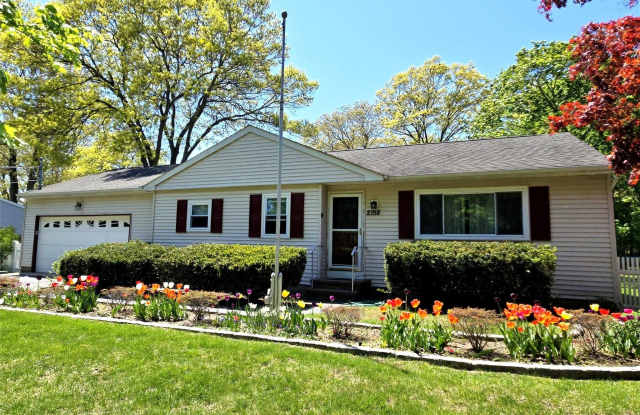 2758 N Cedar Avenue photos photos 2758 N Cedar Avenue photos photos
